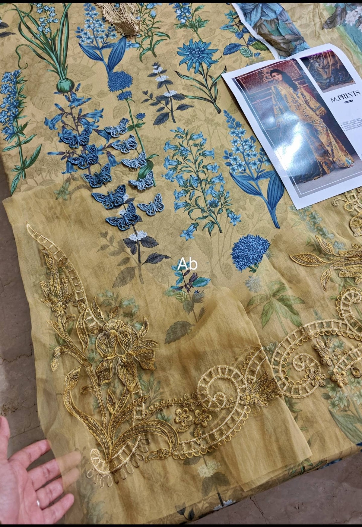 img_m_prints_awwal_boutique