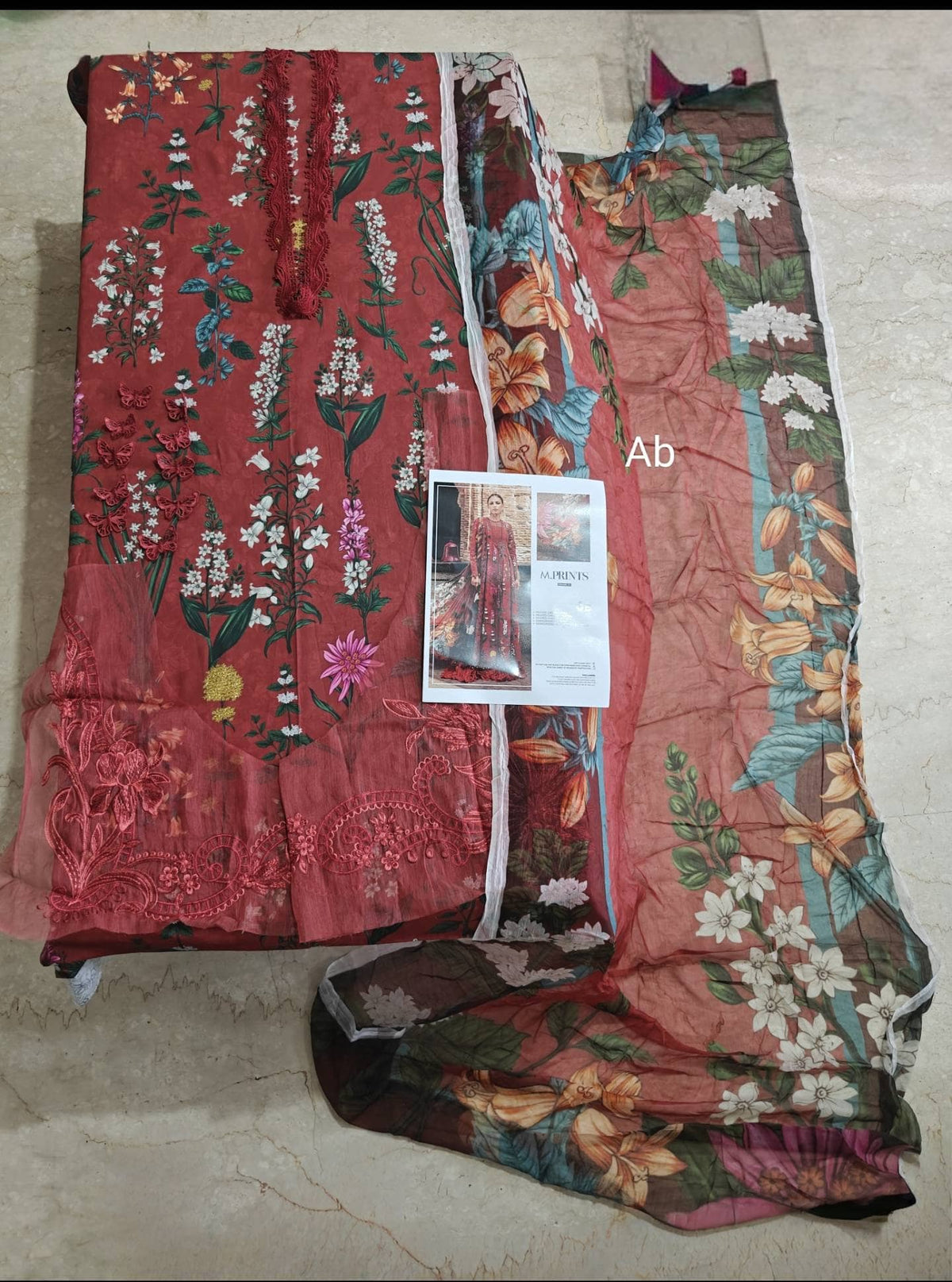 img_m_prints_awwal_boutique