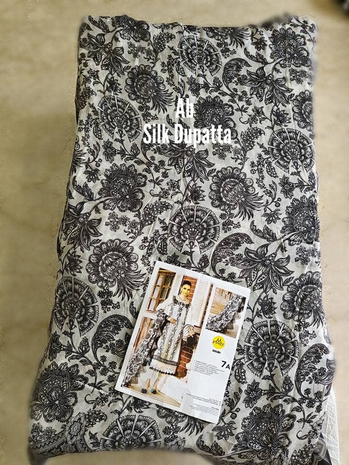 img_maria_b_m_prints_awwal_boutique