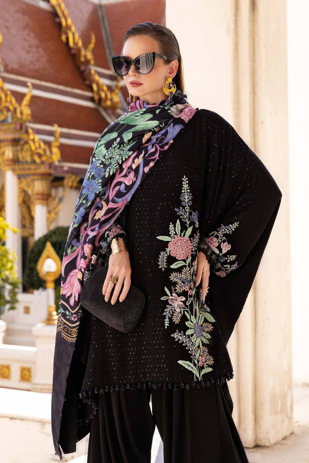 Maria B M Prints Winter Collection Maria B M Prints 25/Vol 2/2B/Winter Edit/Black/Twill Linen/Wool Shawl