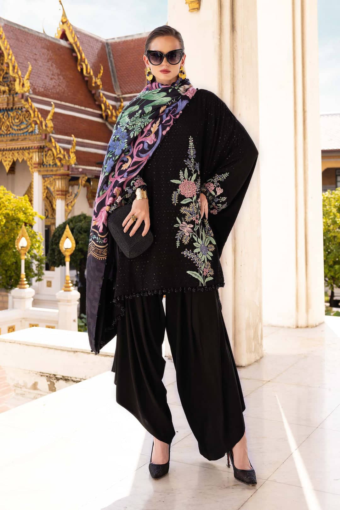 Maria B M Prints Winter Collection Maria B M Prints 25/Vol 2/2B/Winter Edit/Black/Twill Linen/Wool Shawl