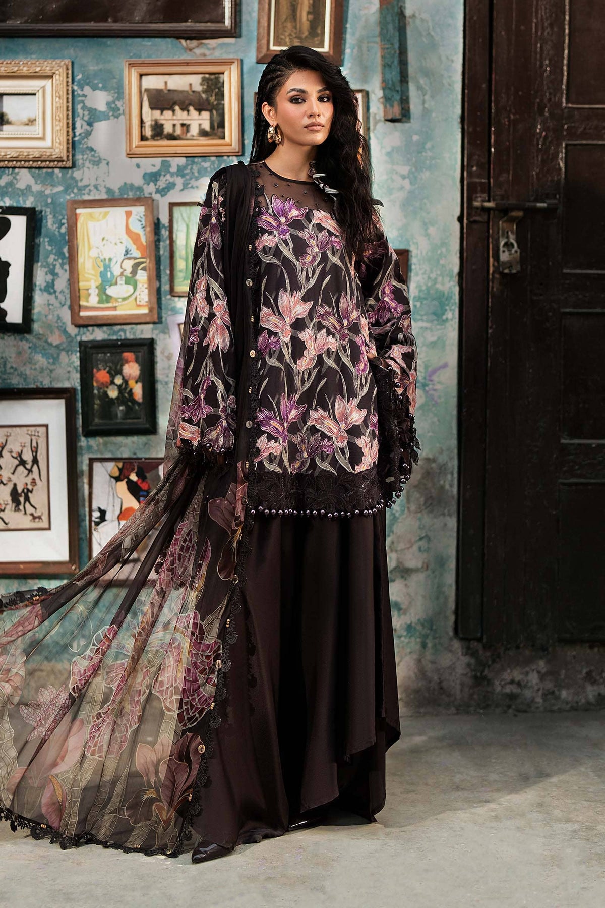 Maria B M Prints/Fall Edit 26/4 B/Cambric/Brown
