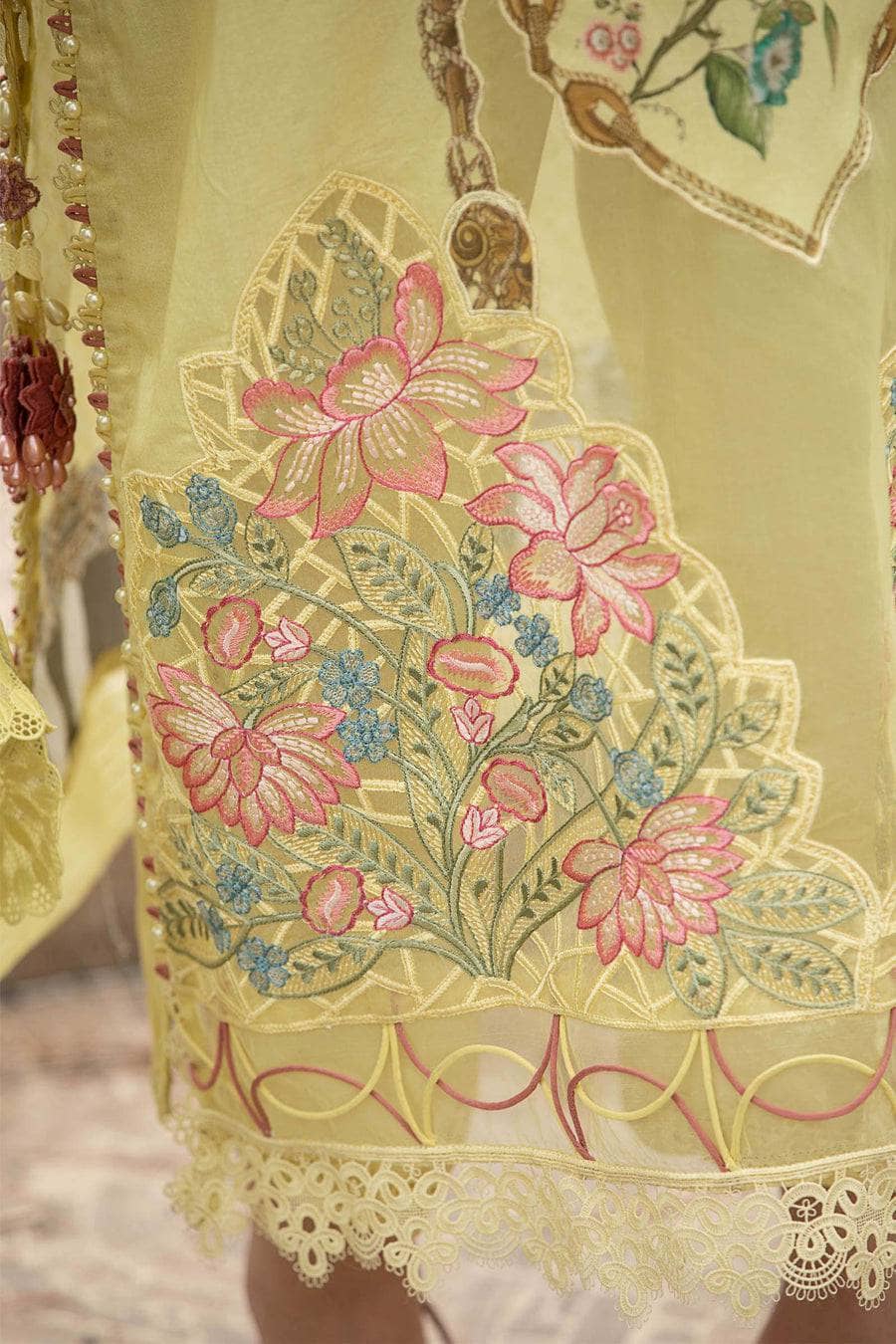 Maria B M Prints Lawn 23/Vol 2/MPT-1806-A
