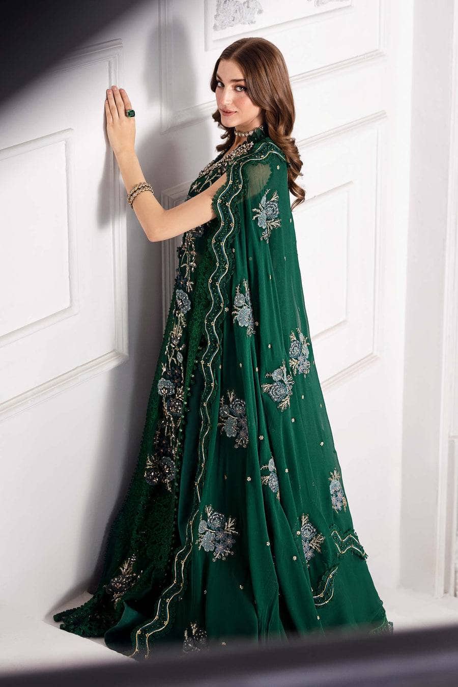 img_maria_b_mbroidered_wedding_awwal_boutique