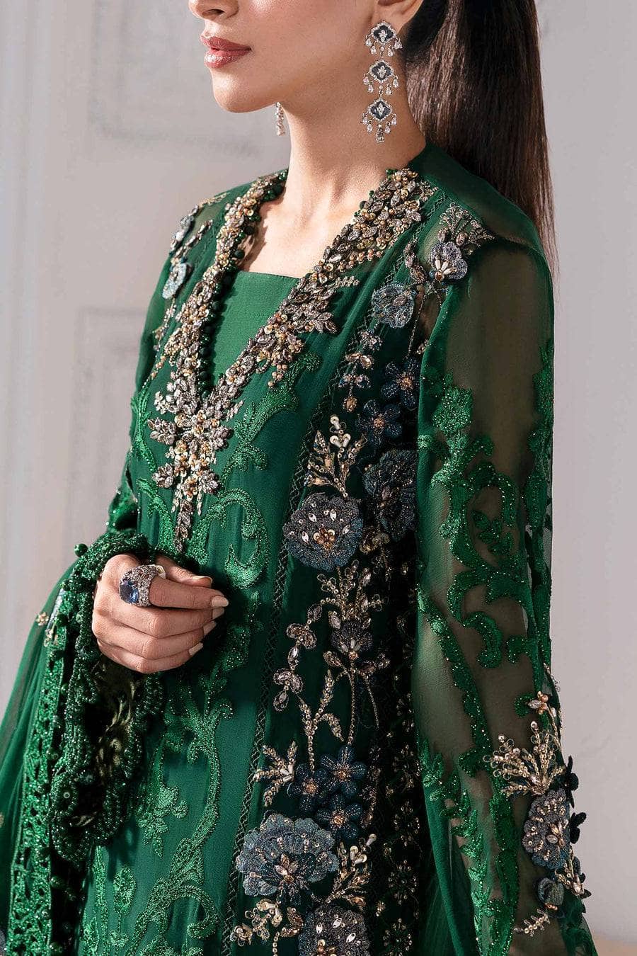 img_maria_b_mbroidered_wedding_awwal_boutique