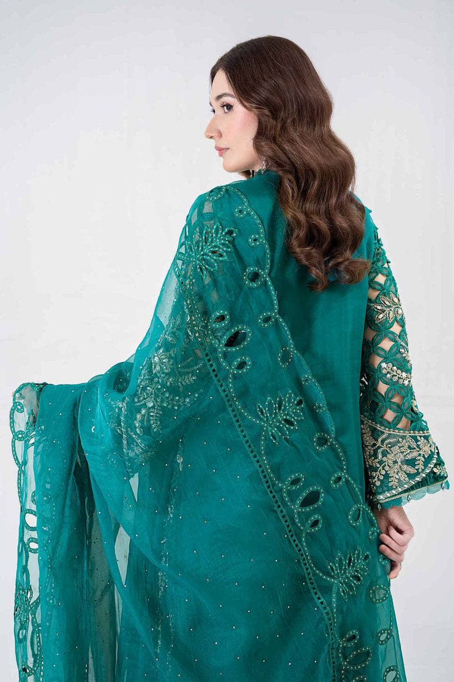 img_maria_b_mbroidered_awwal_boutique