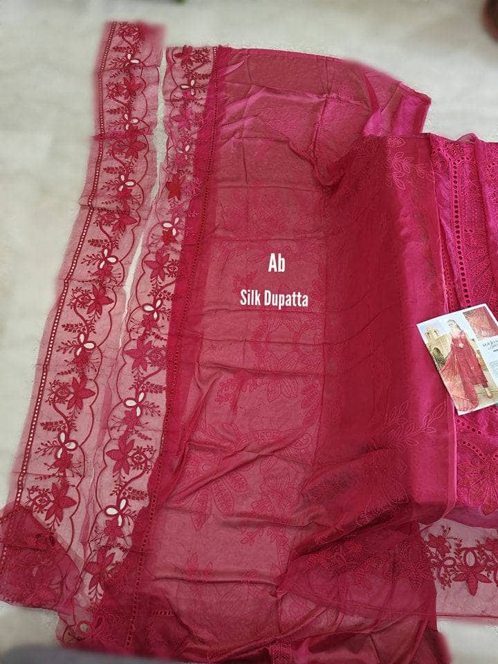 img_maria_b_lawn_24_awwal_boutique