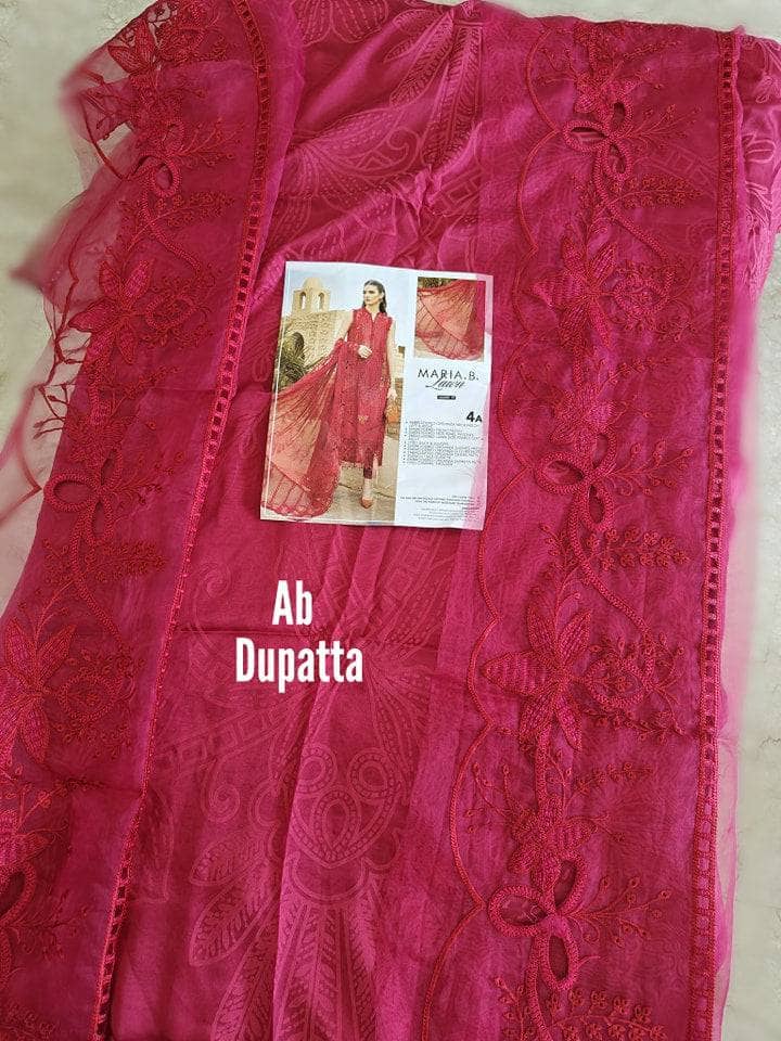 img_maria_b_lawn_24_awwal_boutique
