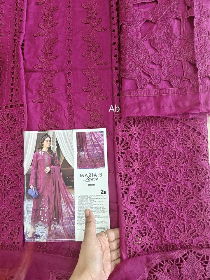 Open Pic/Maria B Luxury Lawn 25/2B/Magenta