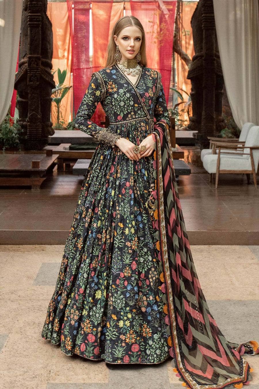 img_maria_b_m_prints_lawn_23_awwal_boutique
