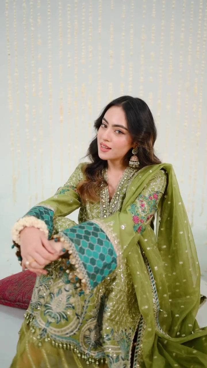 img_maria_b_sateen_awwal_boutique