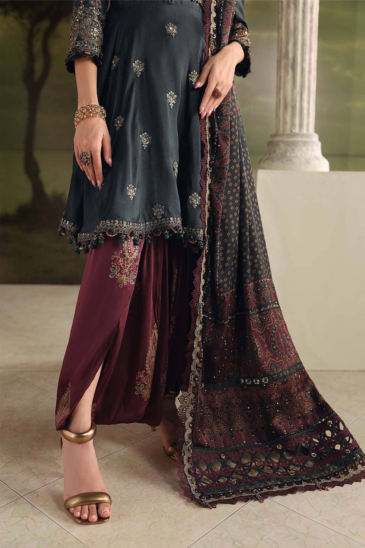 Maria B Soiree Luxury Formals 26/Tusser Silk Suit/Dark Green-imperial Burgundy