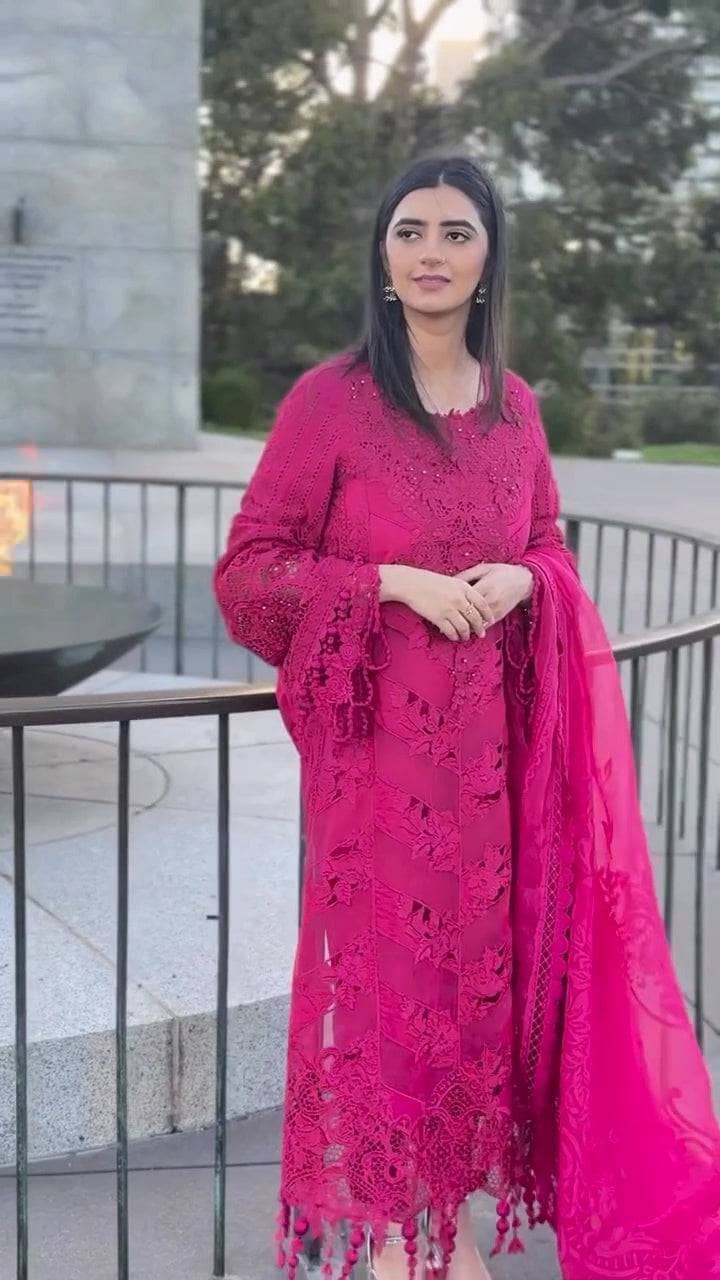 img_maria_b_lawn_awwal_boutique