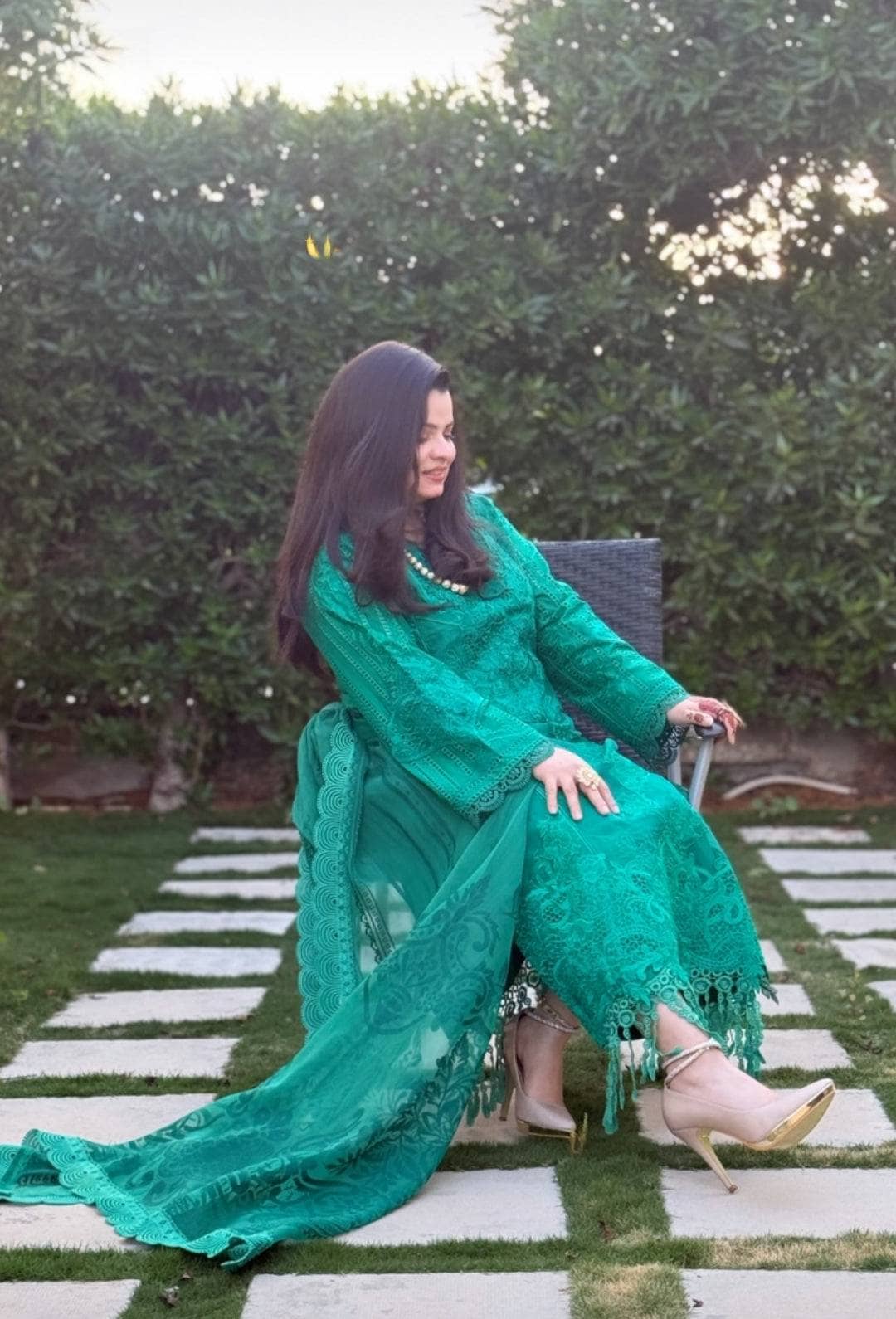 img_maria_b_lawn_25_awwal_boutique