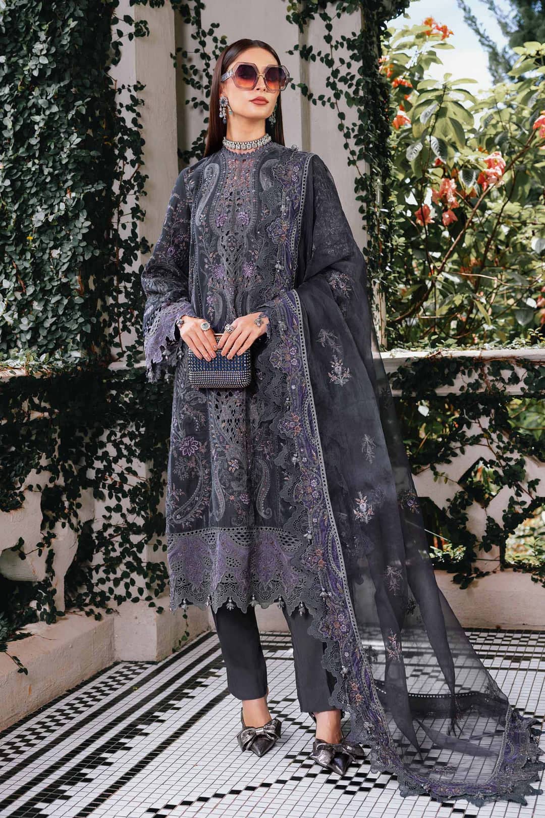 MARIA.B Winter Pakistani Suits Restocked/Maria B Winter Luxe 25/05/Embroidered Velvet Suit/Lilac & Grey