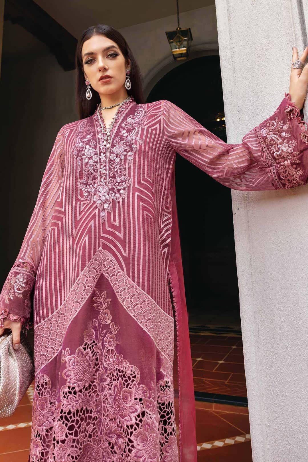 MARIA.B Winter Pakistani Suits Restocked/Maria B Winter Luxe 25/ Embroidered Organza Suit/04/Ash Pink