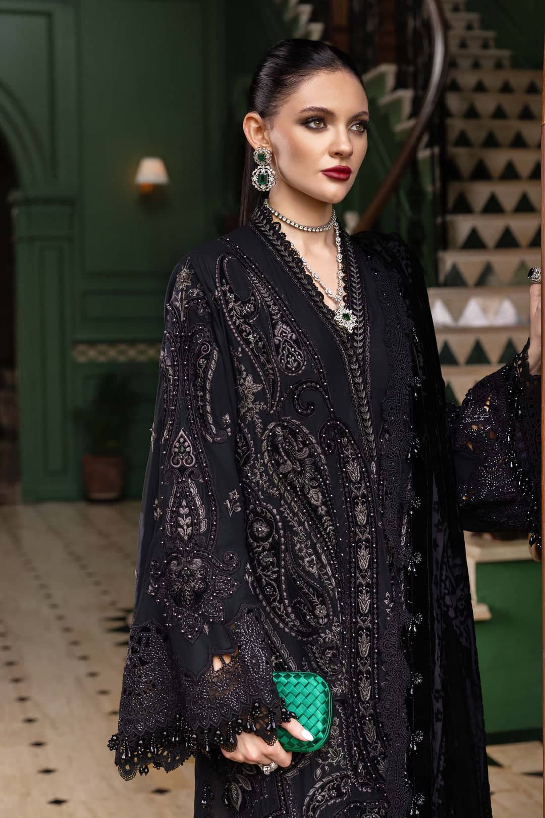 MARIA.B Winter Pakistani Suits Restocked/Maria B Winter Luxe 25/Embroideried Linen Suit/Velvet Palachi Shawl/07/Black