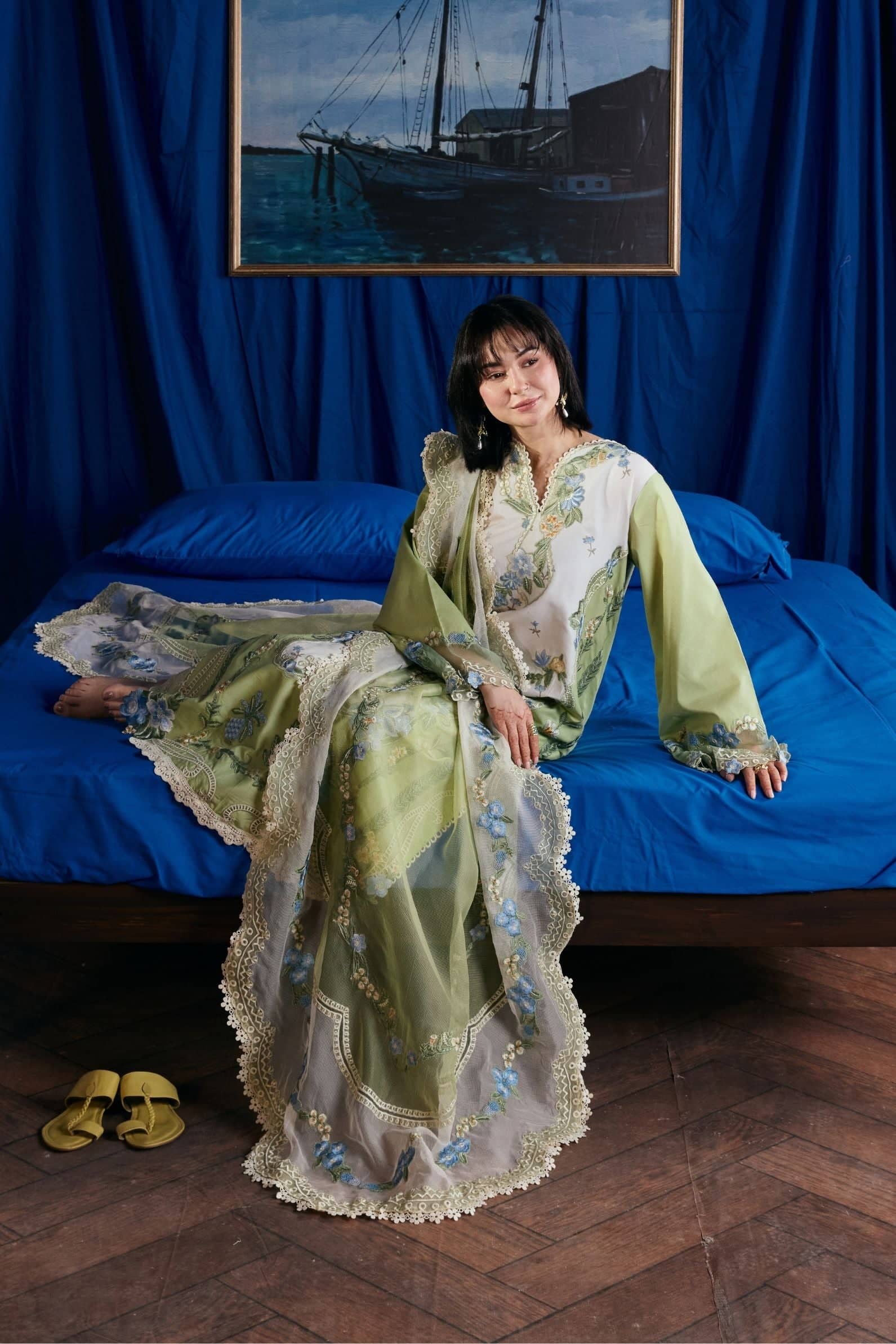 Maryam Hussain Lawn 26/Dimple