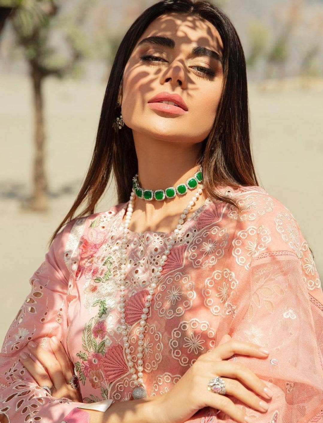 img_maryam_hussain_lawn_awwal_boutique