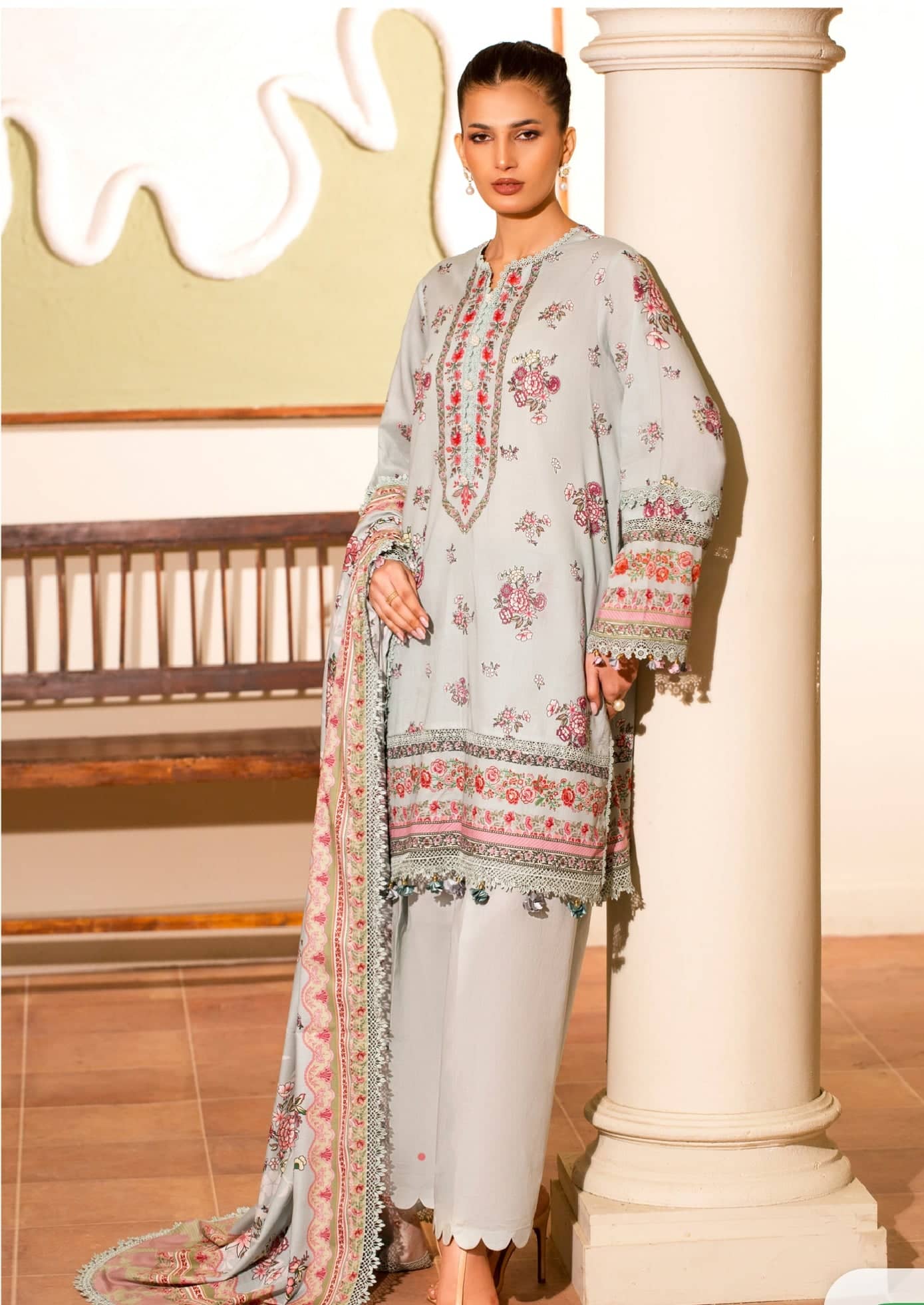 img_mausummery_lawn_awwal_boutique_