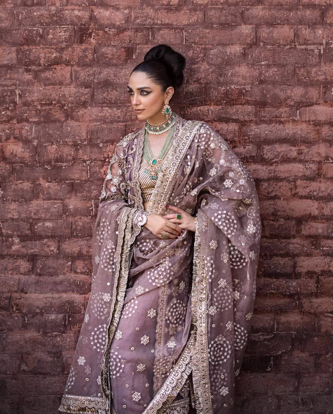 img_zarlish_by_mohsin_naveed_ranjha_awwal_boutique