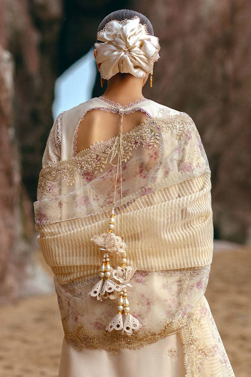 img_mohsin_naveed_ranjha_lawn_24_awwal_boutique