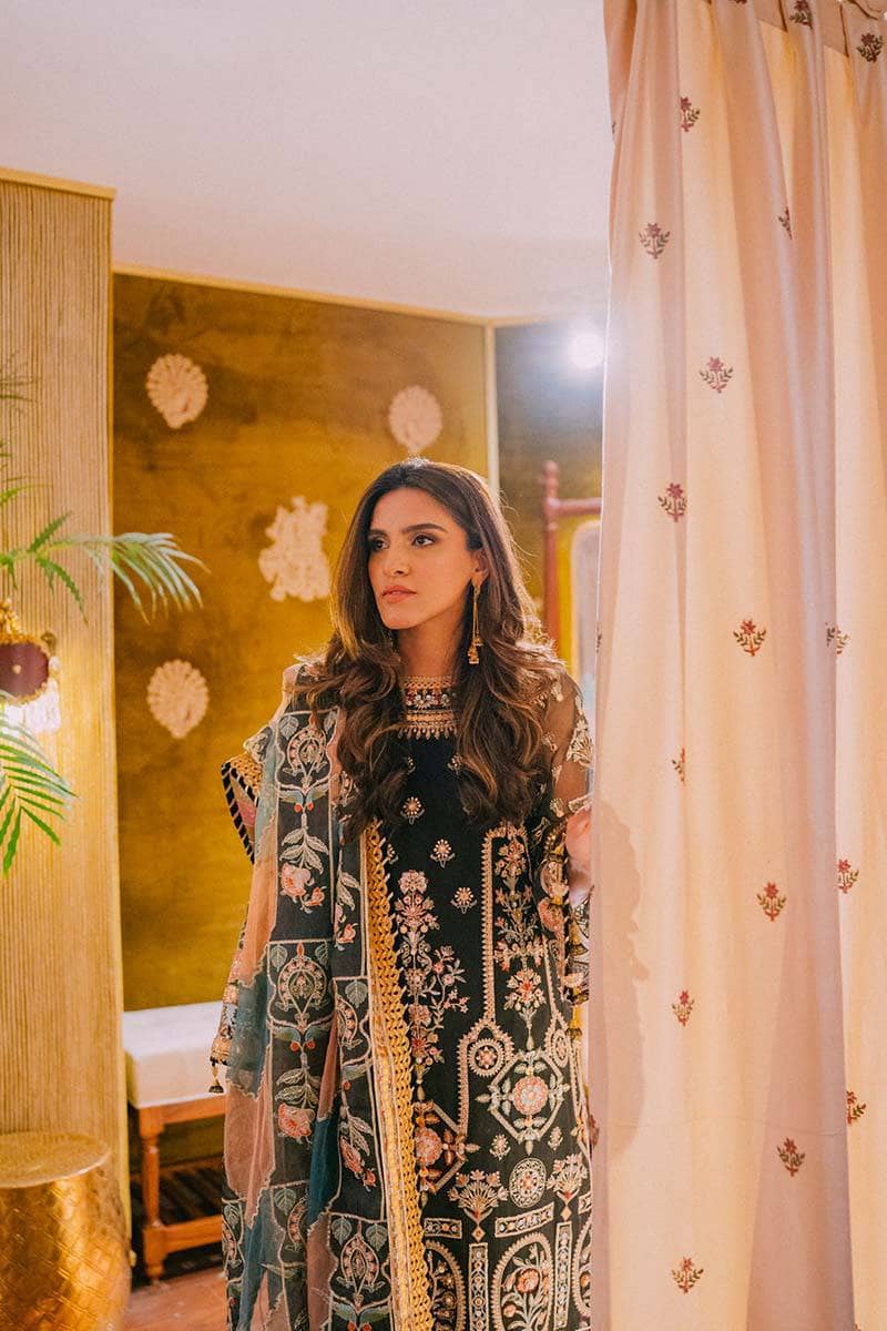 img_mohsin_naveed_ranjha_awwal_boutique