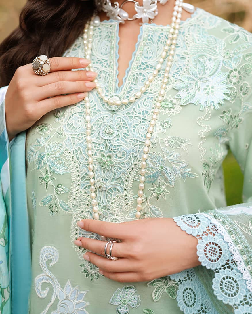 img_mushq_amoi_lawn_awwal_boutique