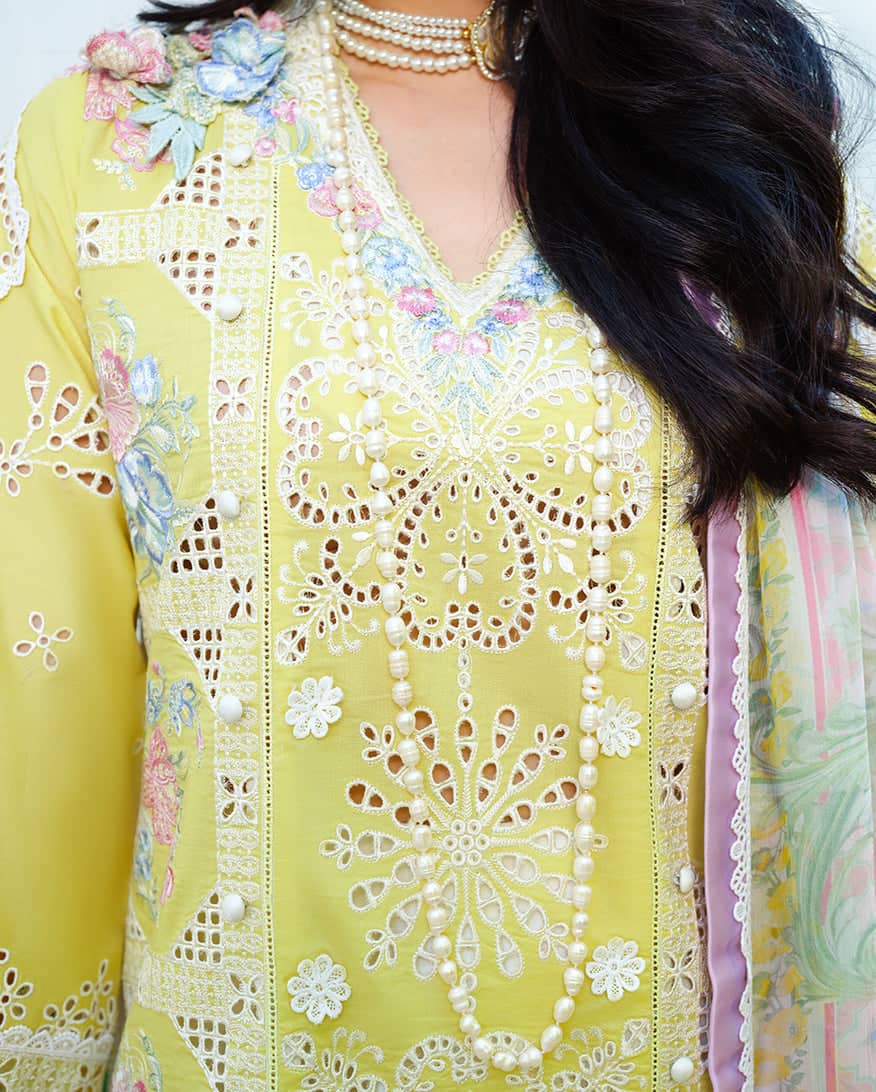 img_mushq_amoi_lawn_awwal_boutique