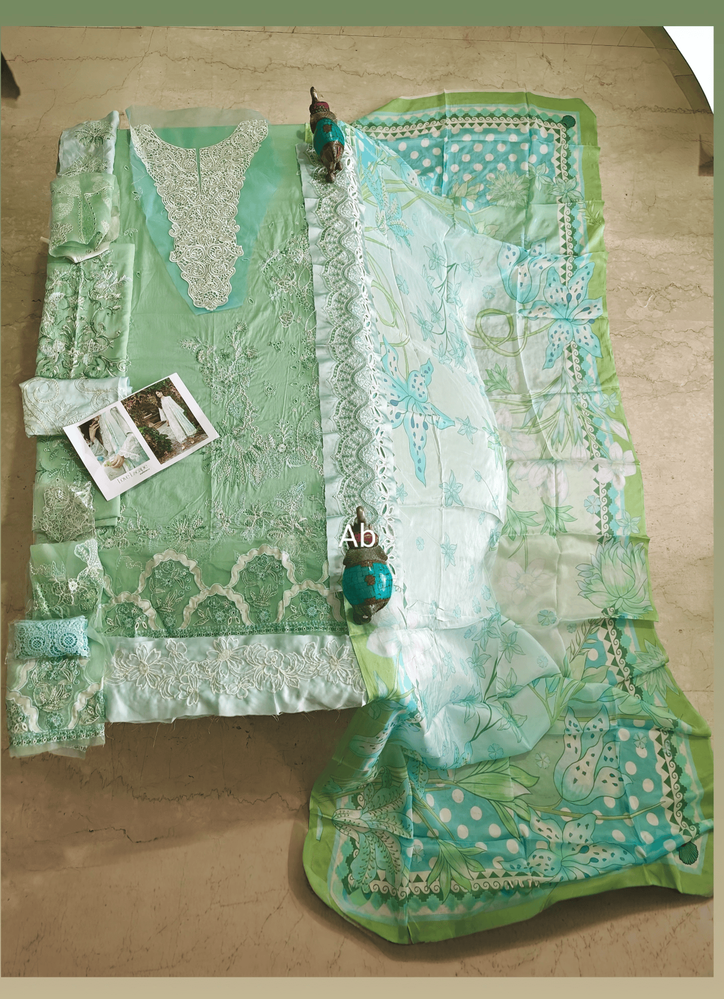 img_mushq_amoi_lawn_awwal_boutique