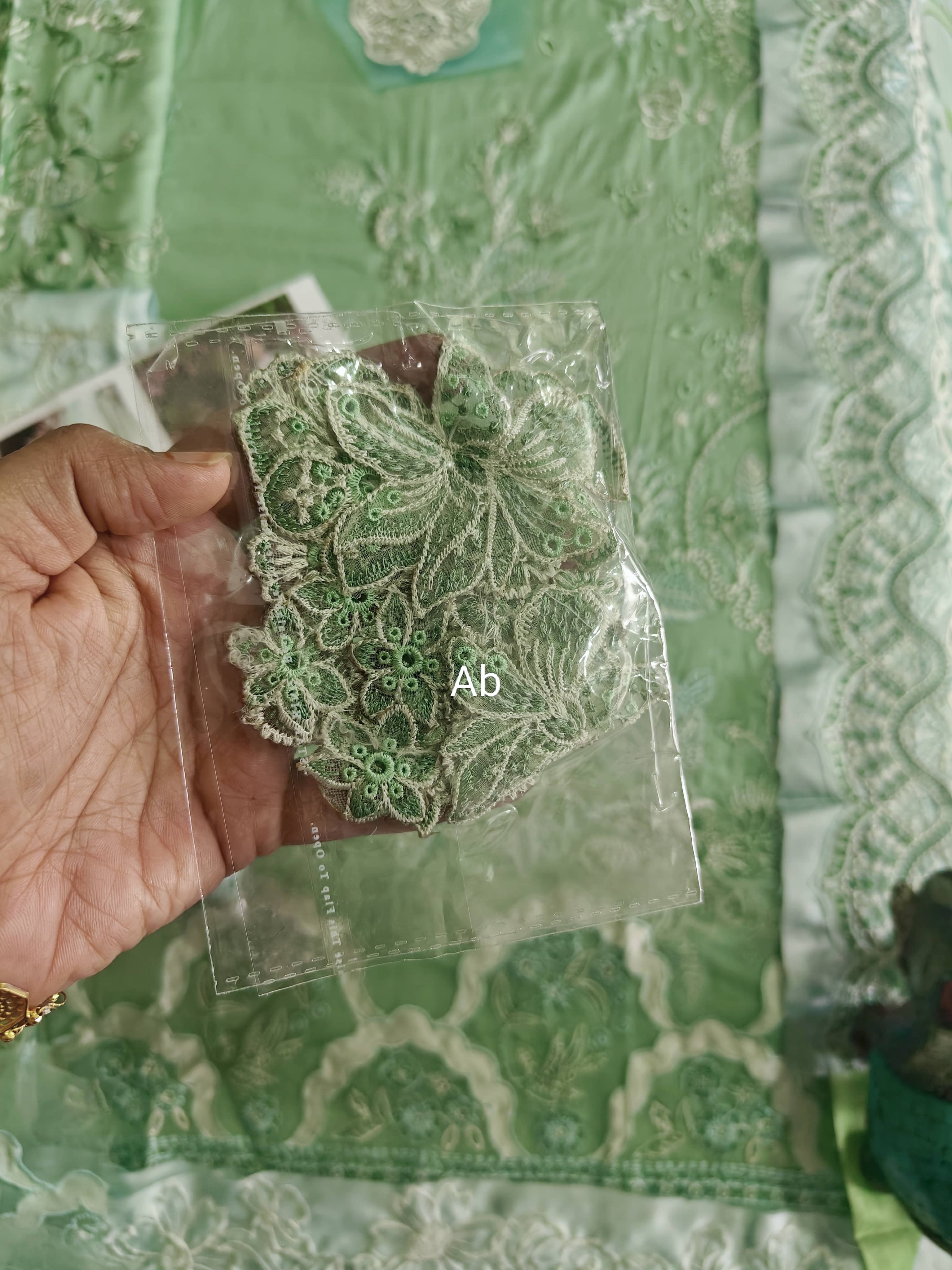 Open Pic/Mushq Amoi Lawn/