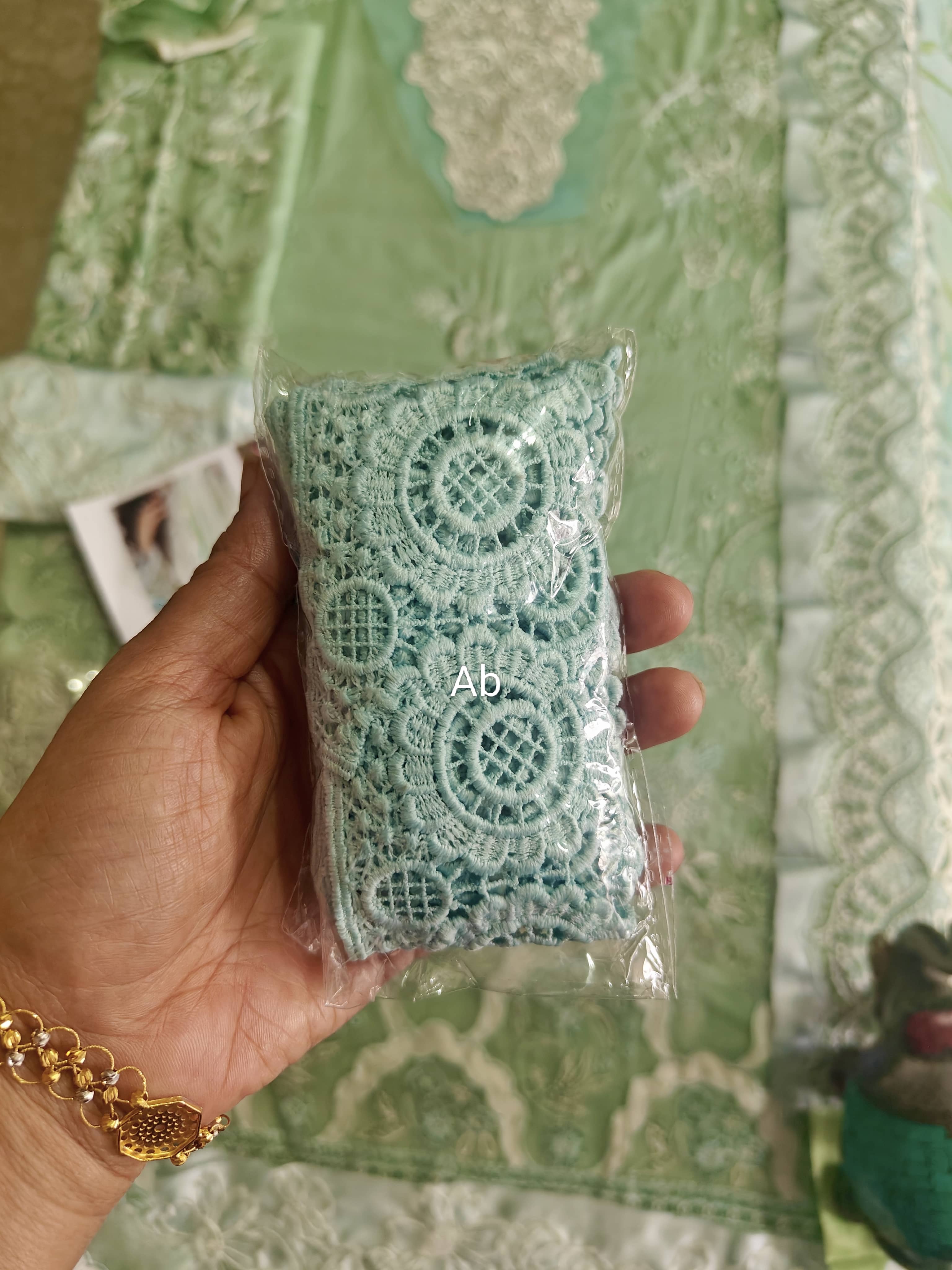 Open Pic/Mushq Amoi Lawn/