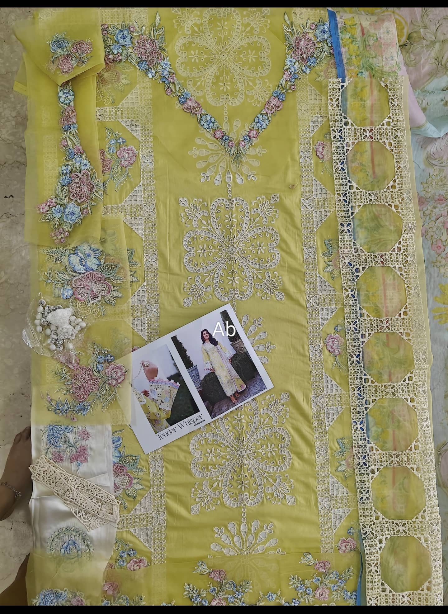Open Pic/Mushq Amoi Lawn/Tender Whisper/Yellow