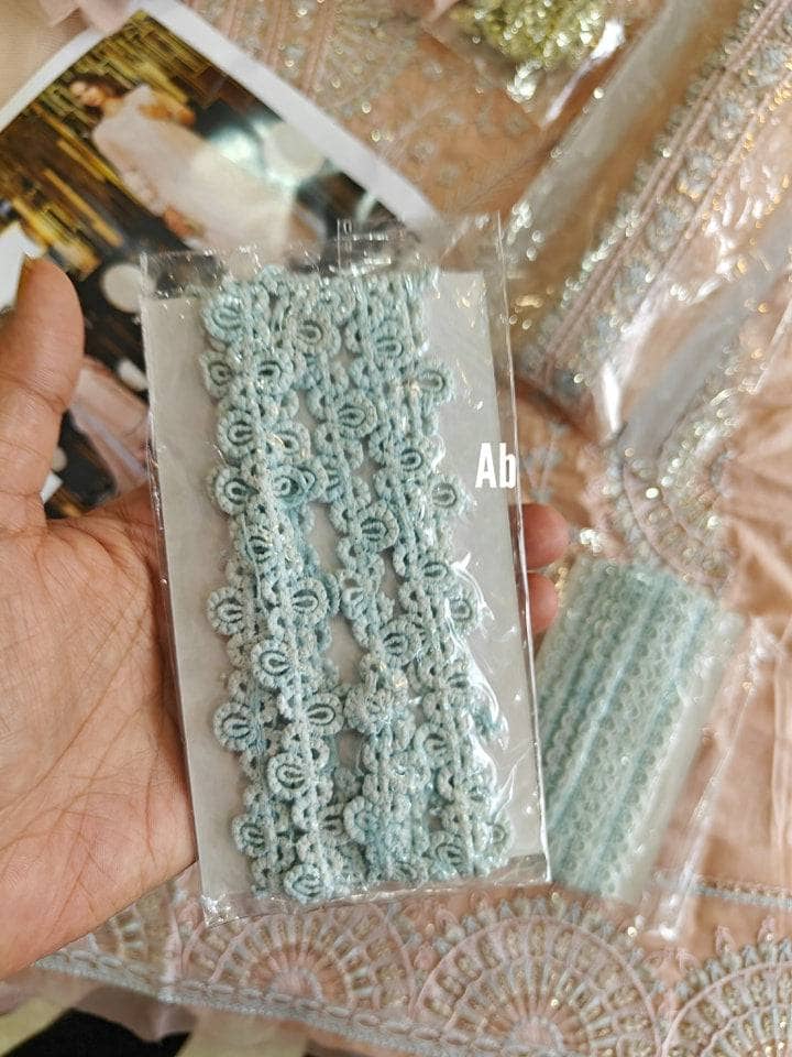 img_mushq_astoria_open_pic_awwal_boutique