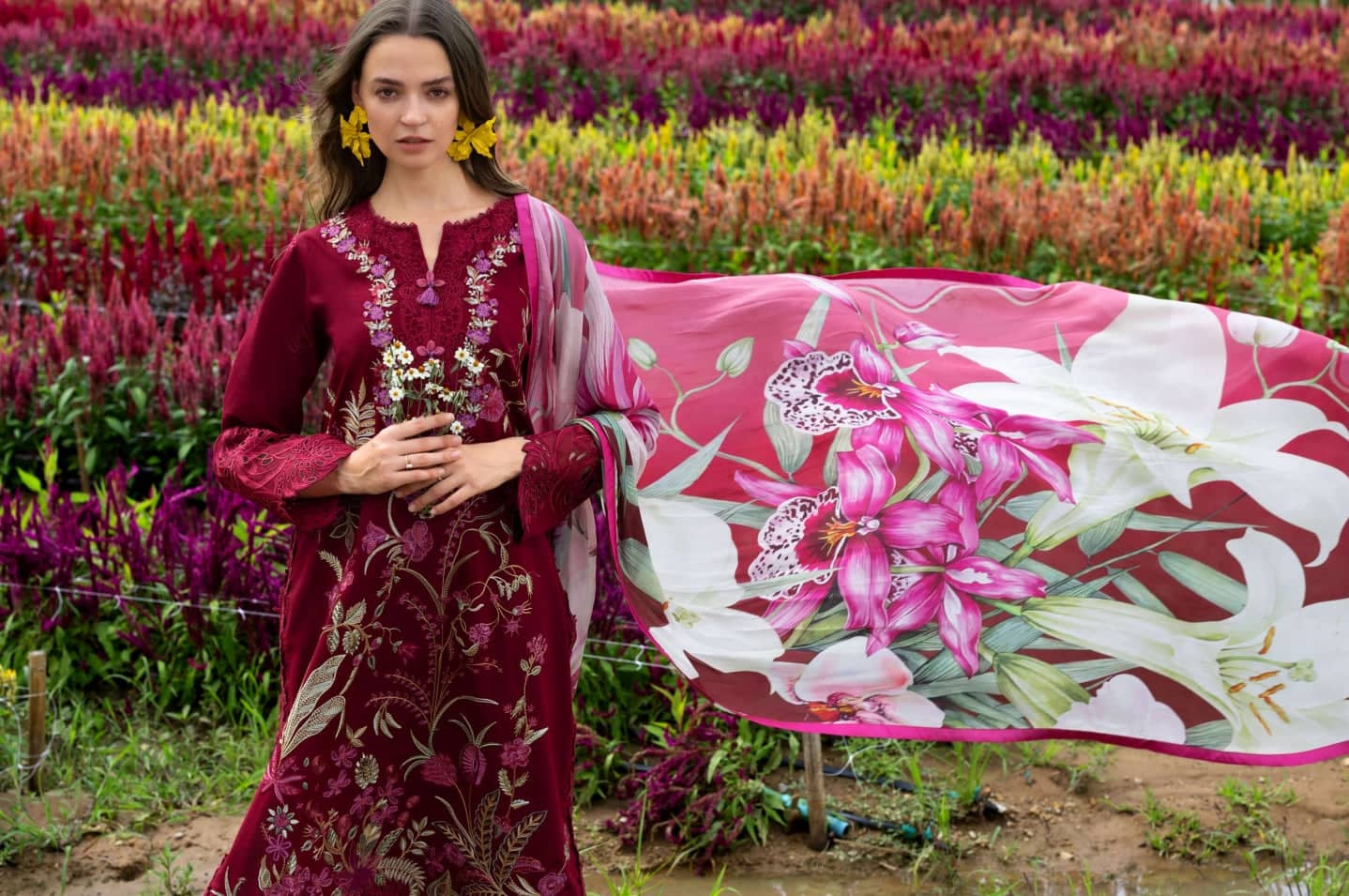 Mushq Hemline 26/Aurora Petals