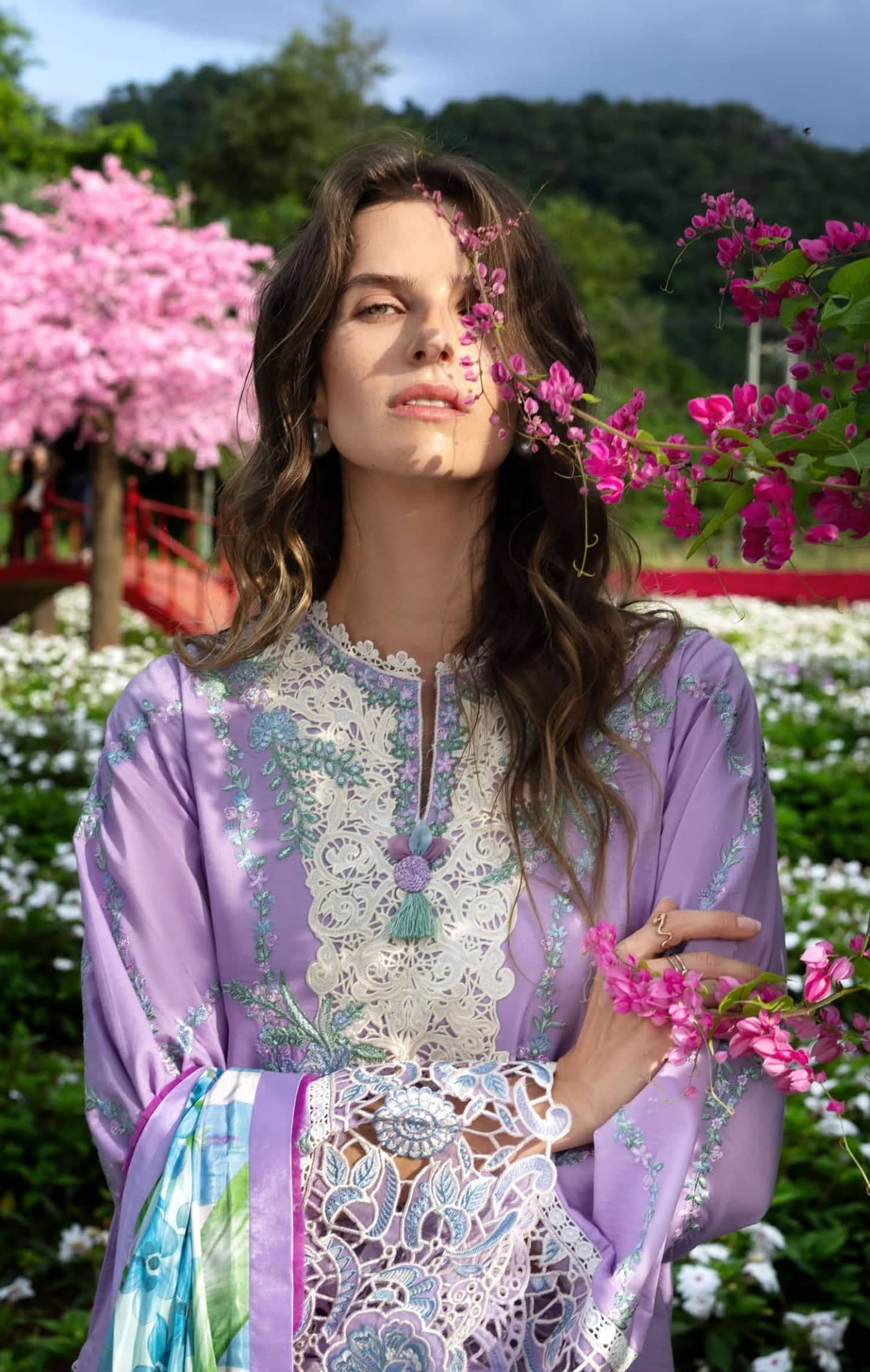 Mushq Hemline 26/Dewdrop Dance