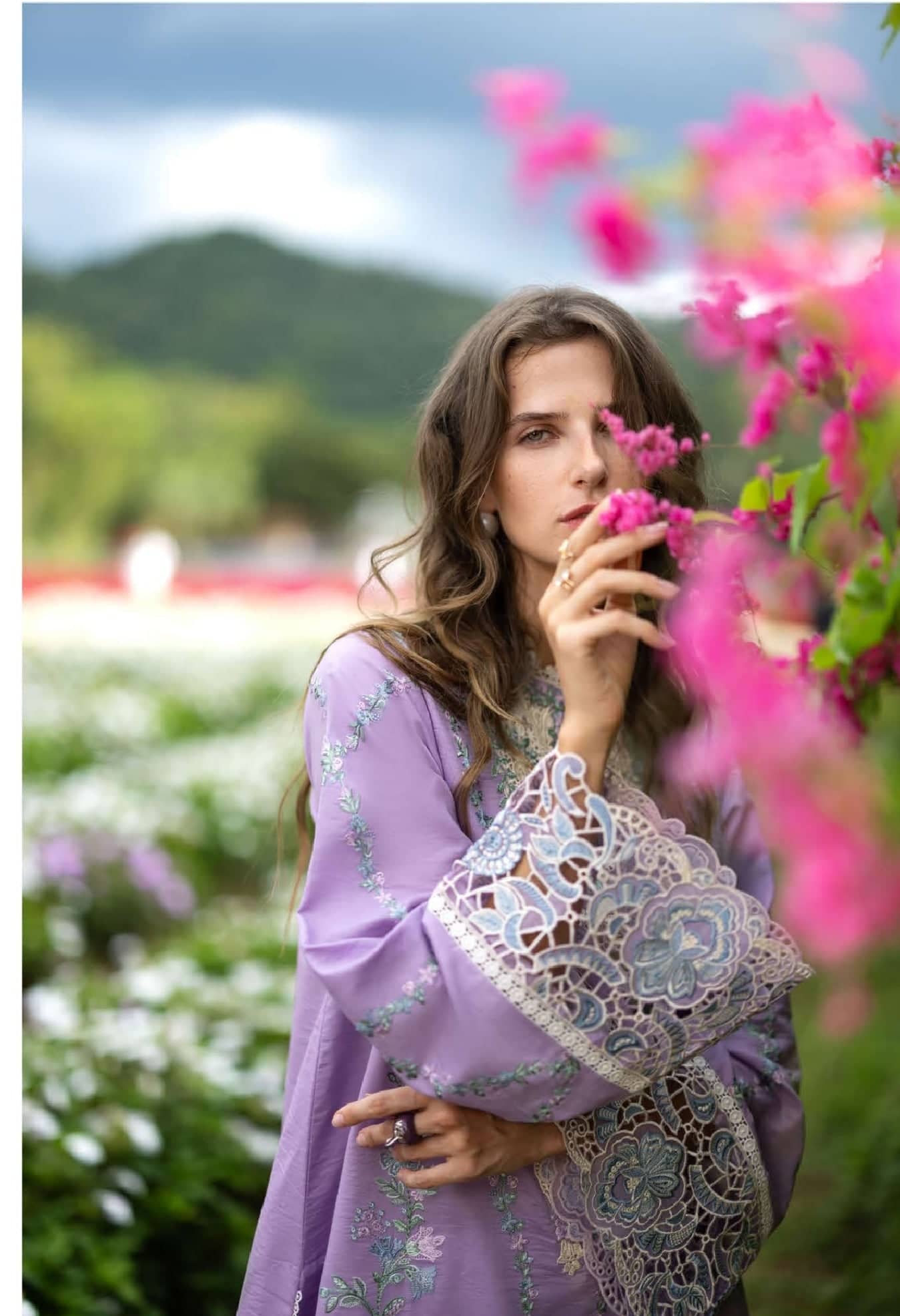 Mushq Hemline 26/Dewdrop Dance