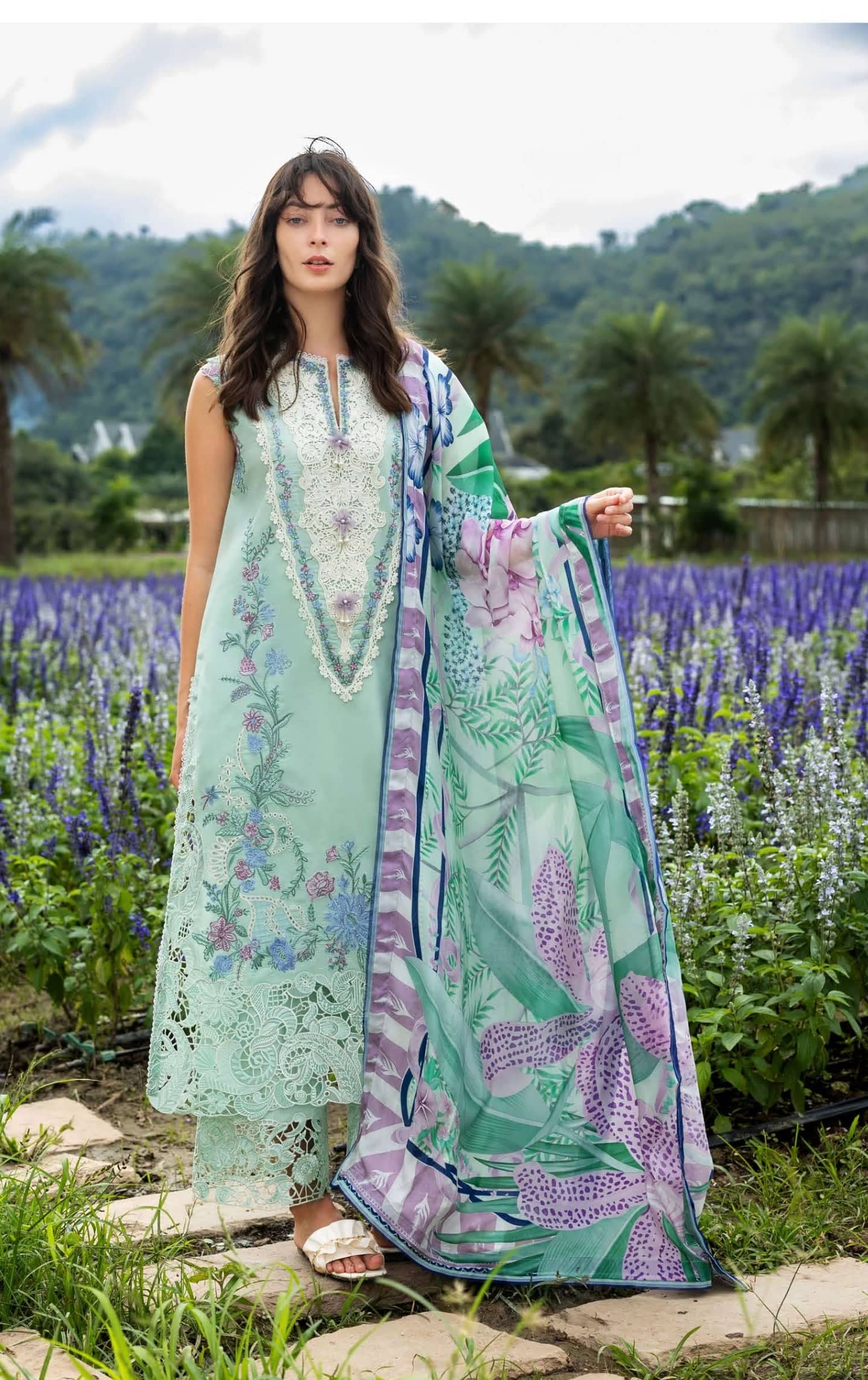 img_mushq_hemline_23_awwal_boutique