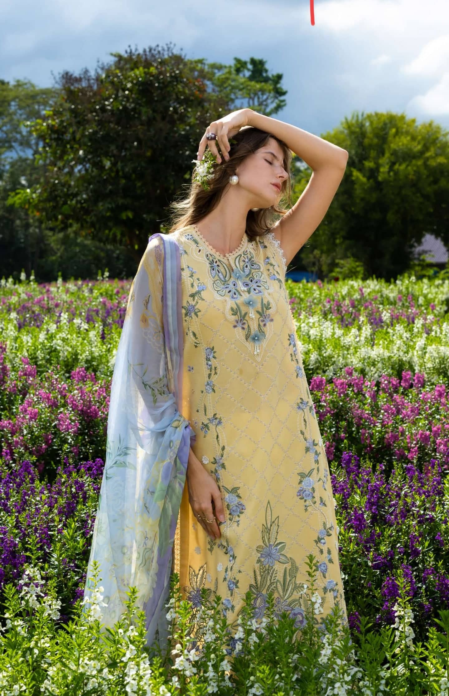 Mushq Hemline 26/Sunlit Meadow