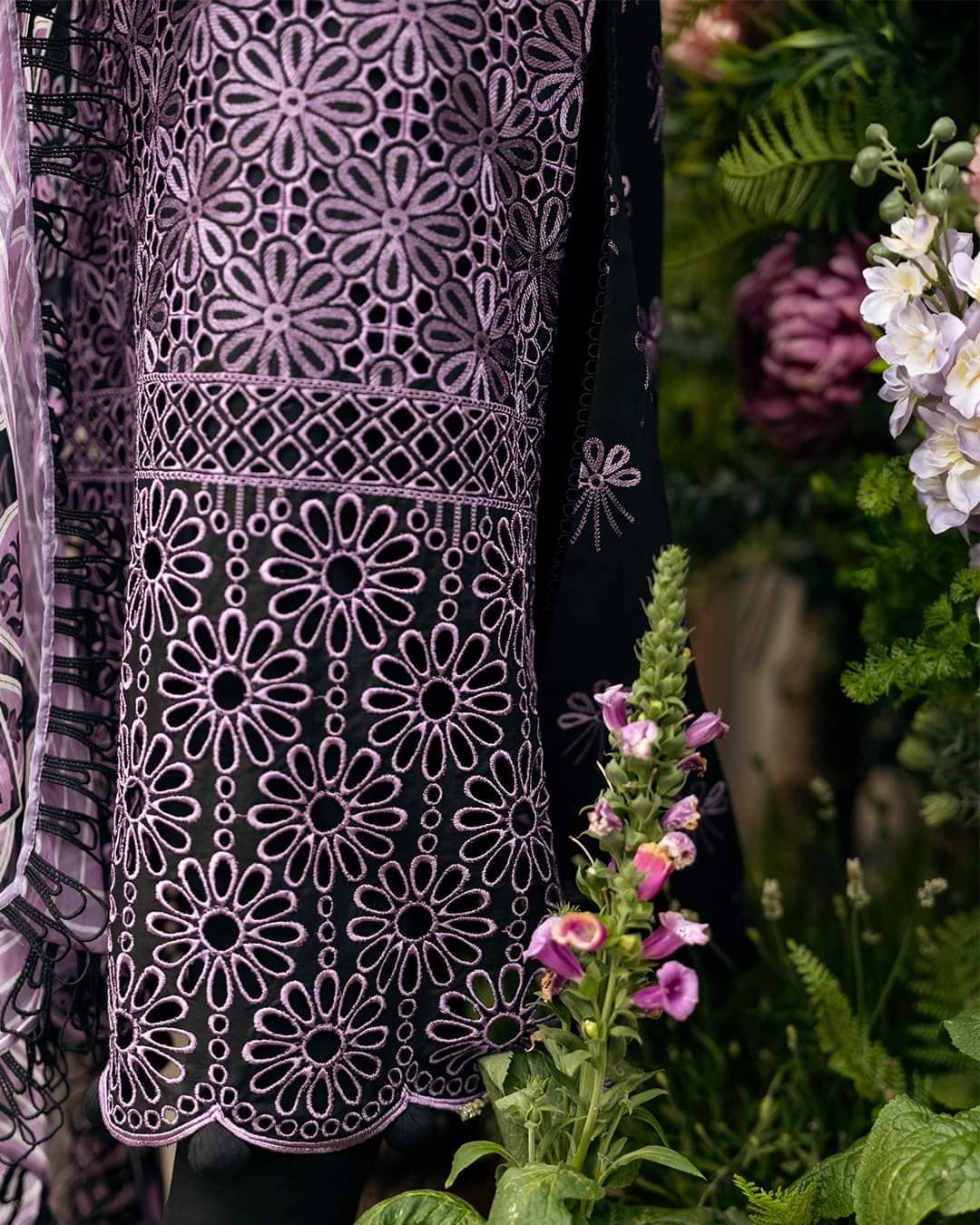 img_mushq_hemline_odyssey_awwal_boutique