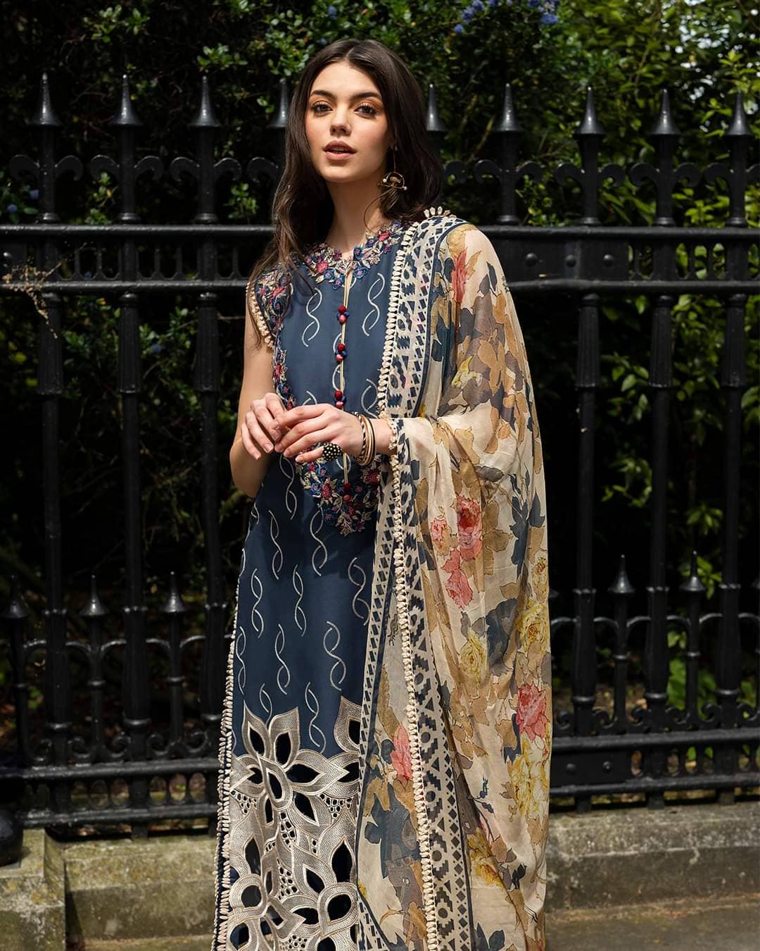 img_mushq_hemline_odyssey_awwal_boutique