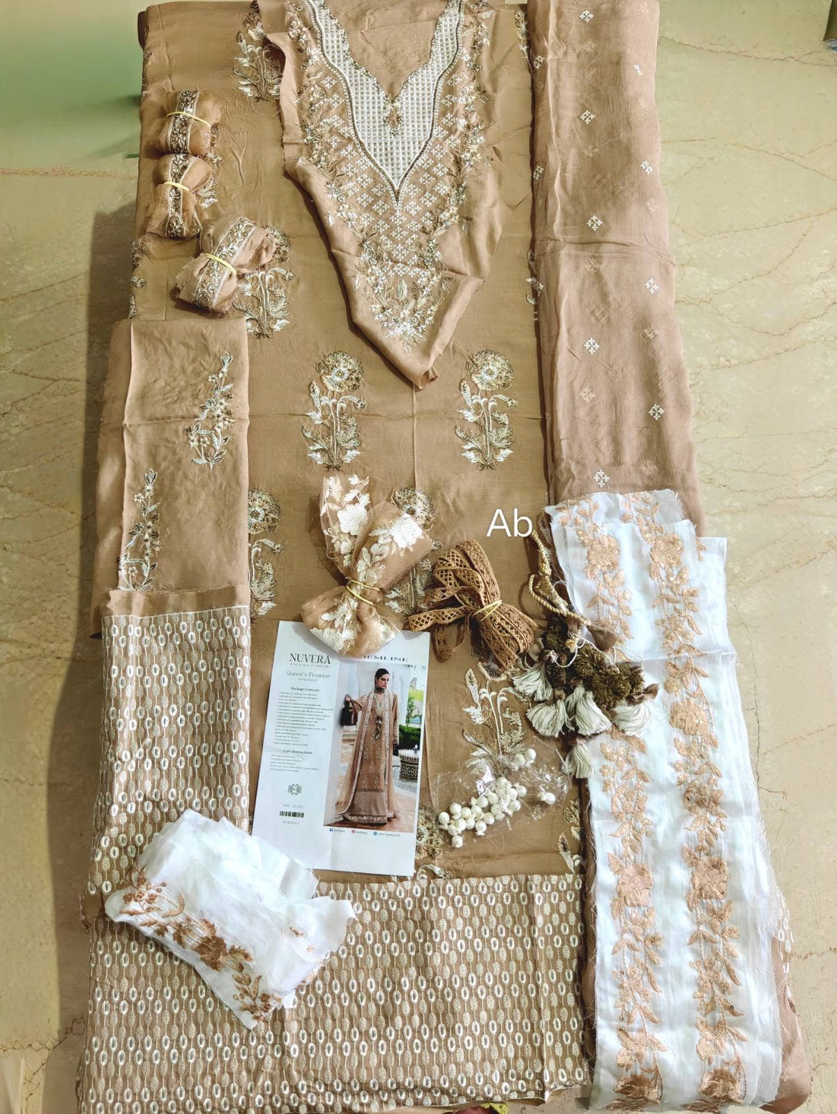 img_mushq_silk_awwal_boutique