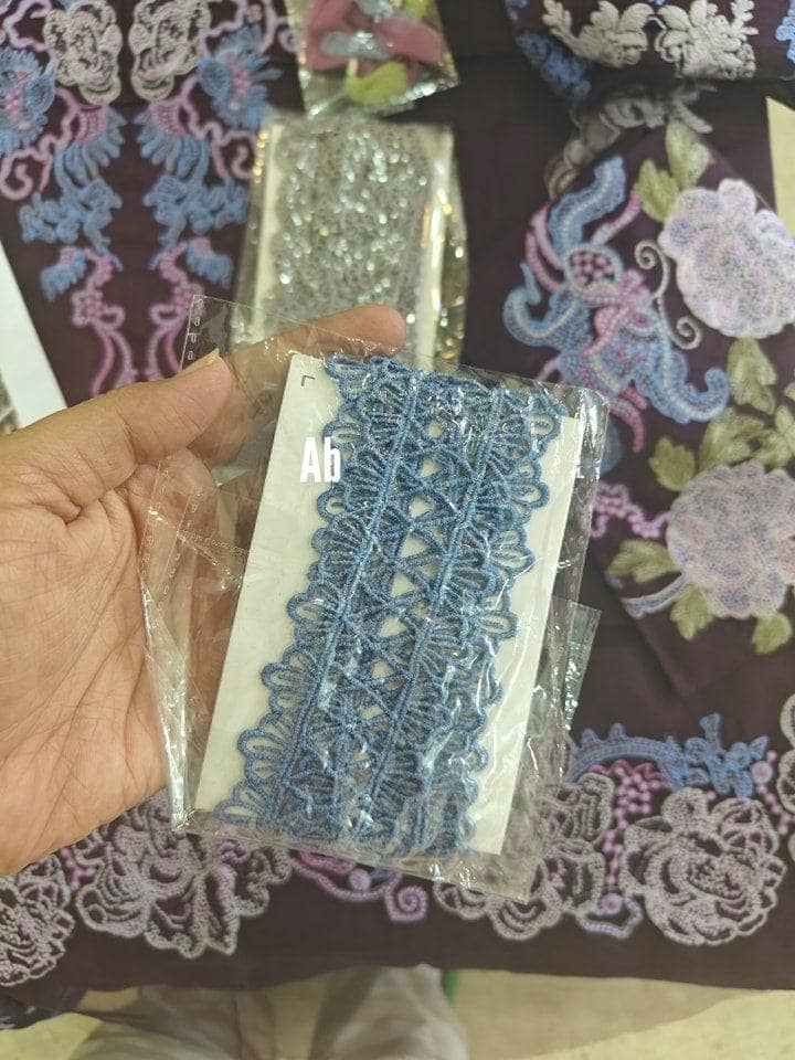img_mushq_broadway_awwal_boutique