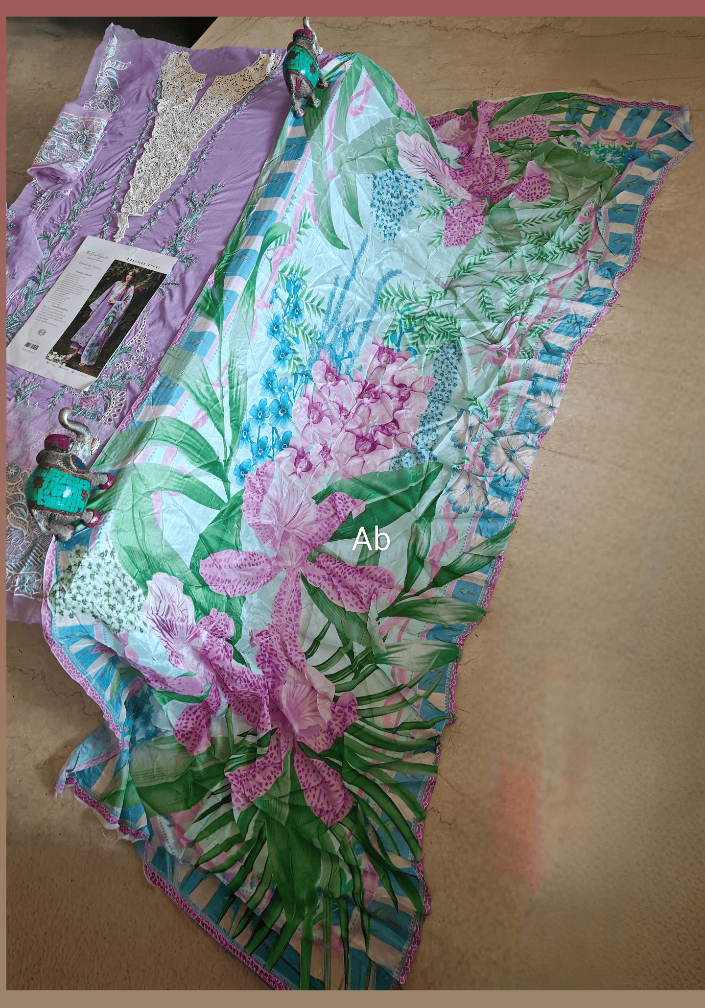img_mushq_hemline_awwal_boutique
