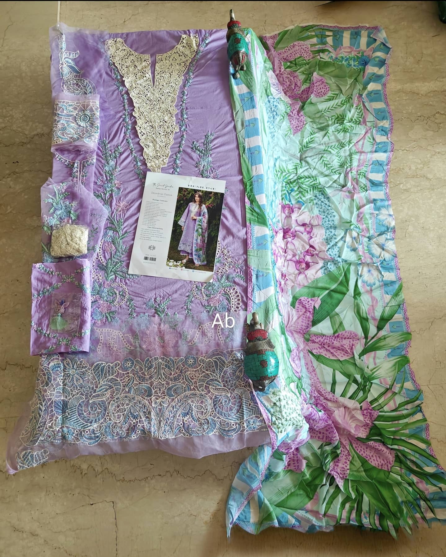 img_mushq_hemline_awwal_boutique