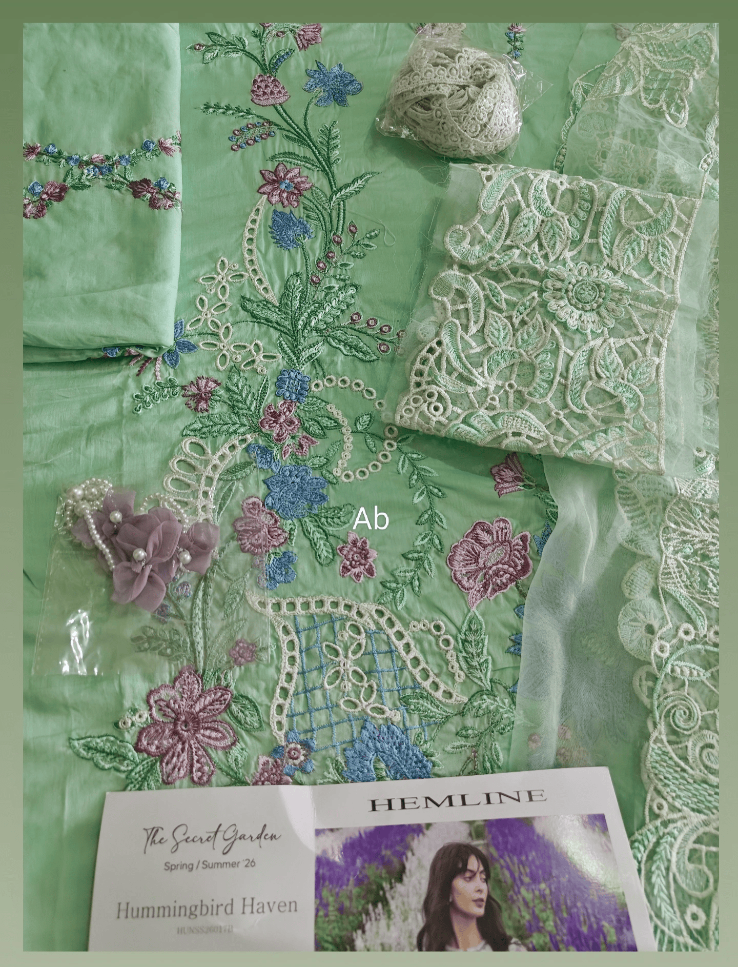 Open Pic/Mushq Hemline 26/Hummingbird Haven/Silk Dupatta/Mint Green