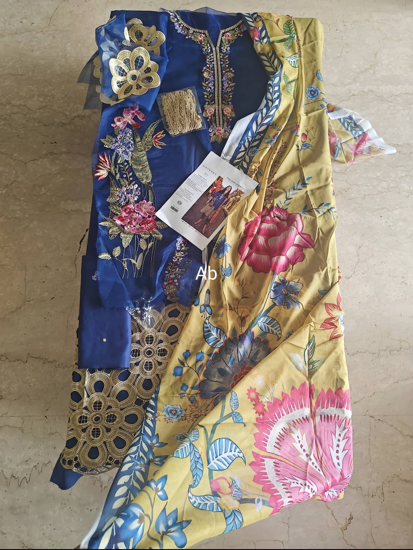 img_mushq_hemline_odyssey_awwal_boutique