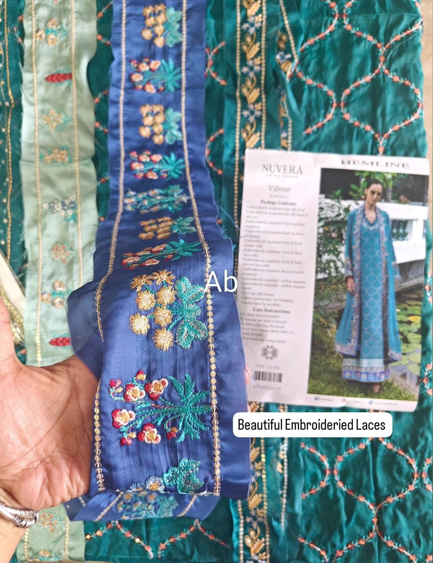 img_mushq_nuvera_silk_awwal_boutique