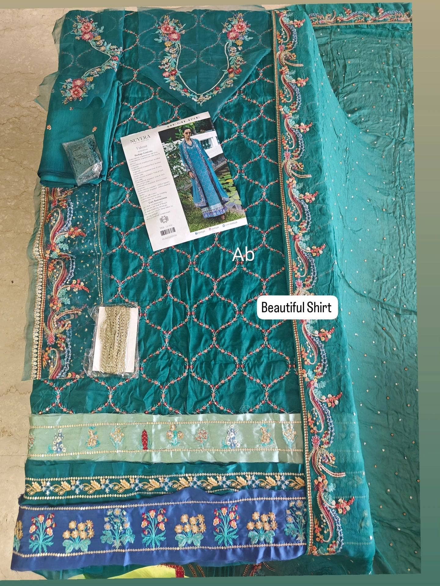 img_mushq_nuvera_silk_awwal_boutique