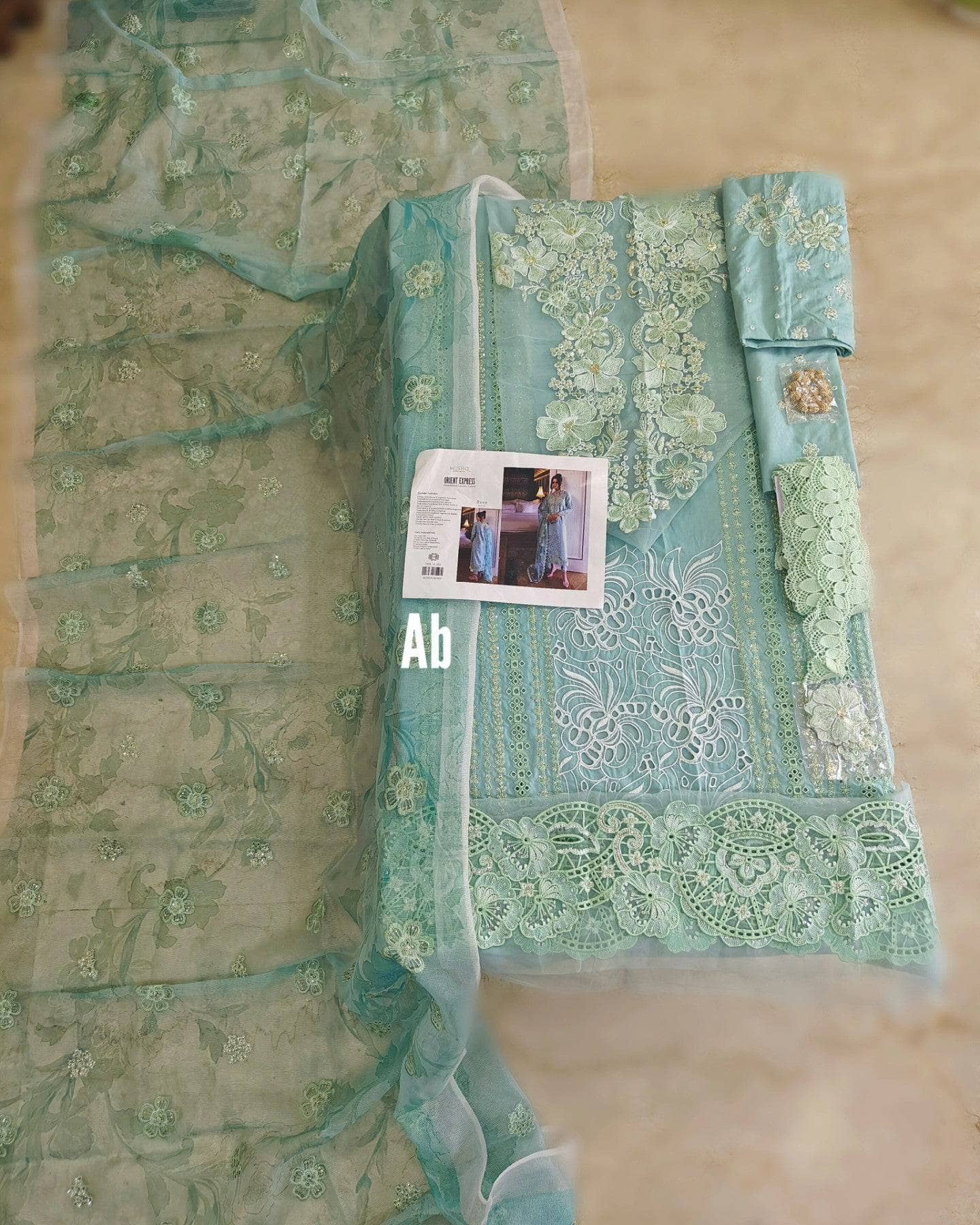 img_mushq_orient_express_awwal_boutique